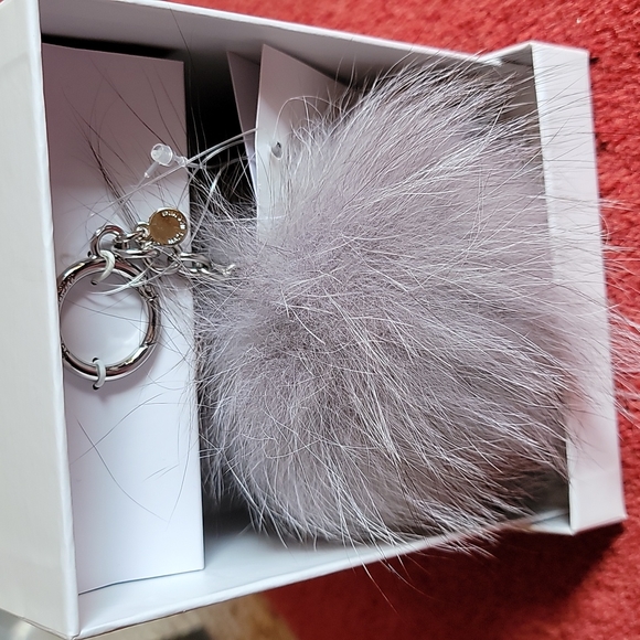 Michael Kors Fur Pom Pom Keychain - Picture 2 of 4